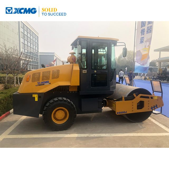 XCMG Factory 6 Ton Vibratory Small Roller XS600J Single Drum Road Roller Price